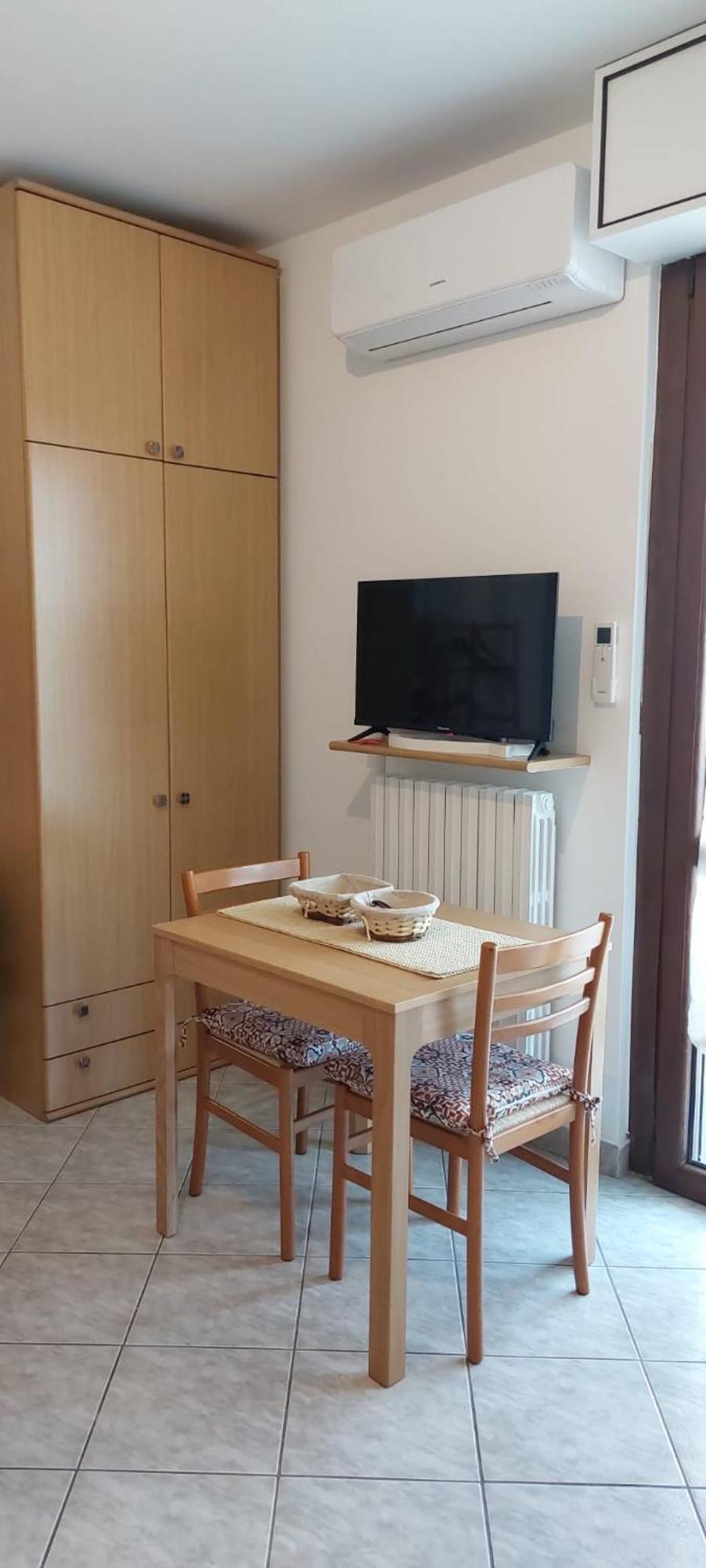 Apartamento Deliziosa Casa Mignon Luisago Exterior foto