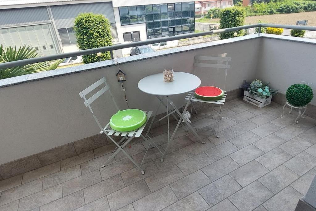 Apartamento Deliziosa Casa Mignon Luisago Exterior foto